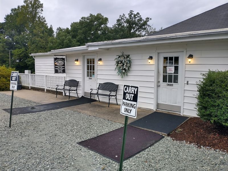 This Quiet North Carolina Steakhouse Builds Its Menu Around Big, Juicy Steaks - Decor Hint Rustic Atmosphere That Feels Like Home