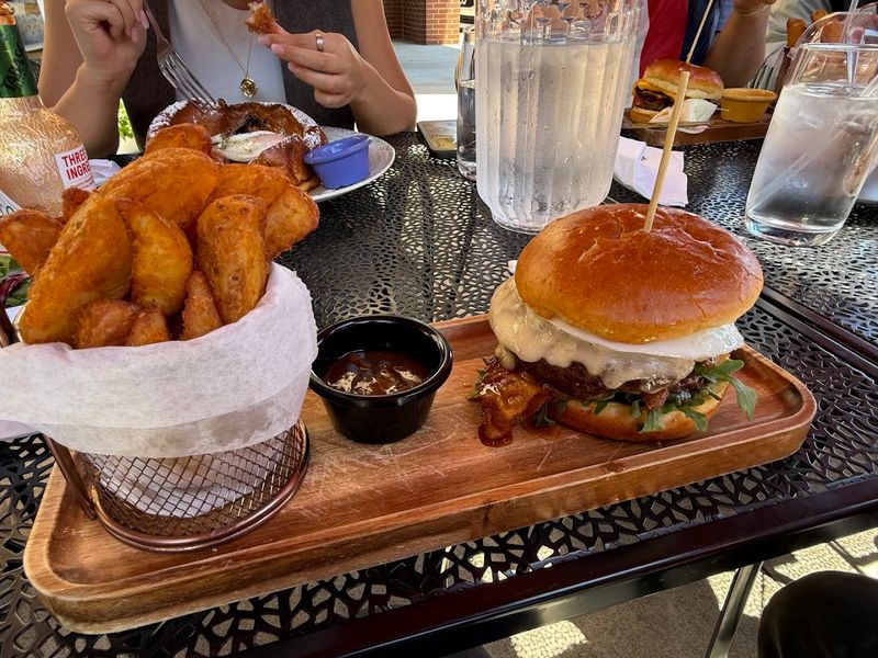 Pet-Friendly Policy That Four-Legged Friends Appreciate