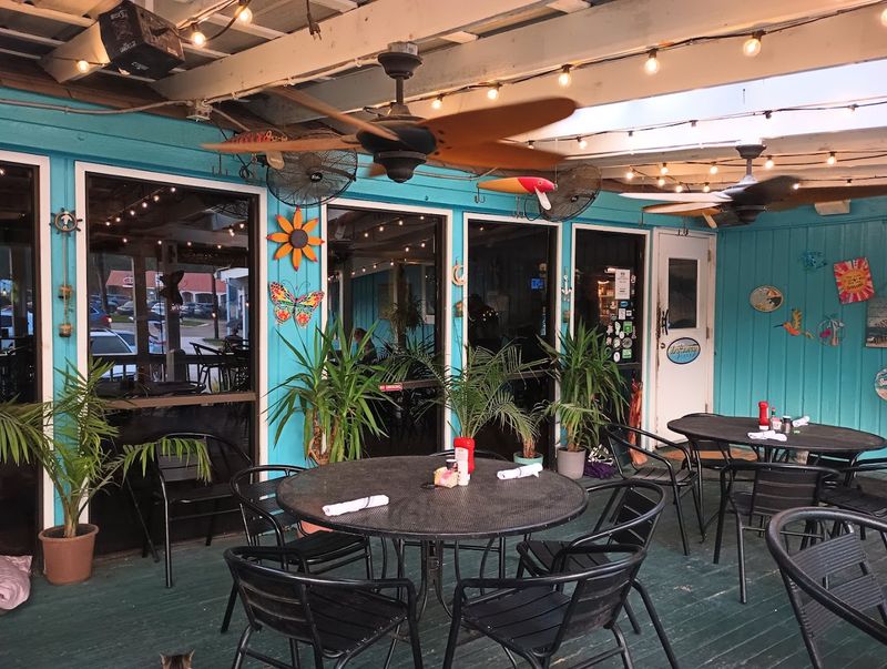 This Georgia Coastal Café Is A Must-Visit For Fish And Chips Fans - Decor Hint Live Music That Lifts the Whole Atmosphere