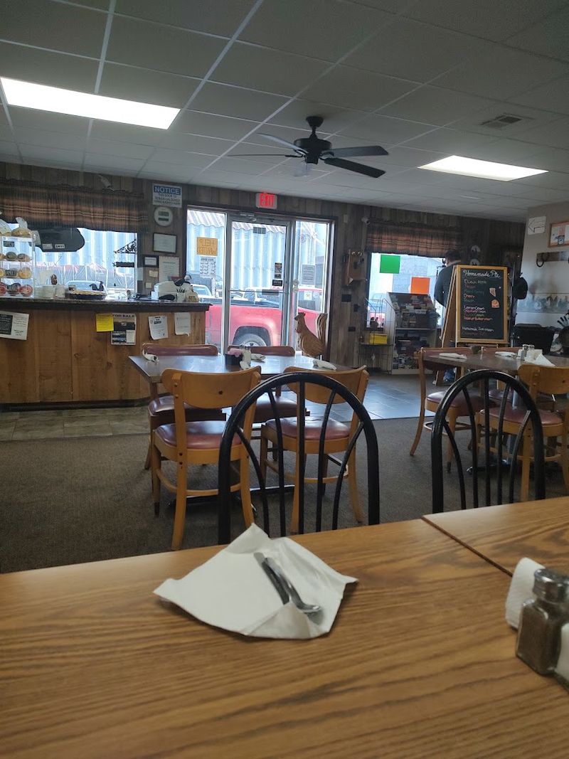 A Dining Room That Feels Like A Local Gathering Place