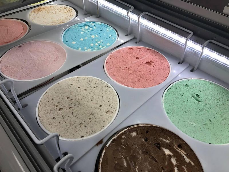 A Vault-Themed Shop In Small-Town Florida Now Serves Some Of The Sweetest Treats Around - Decor Hint Dairy-Free And Vegan Options That Actually Taste Amazing