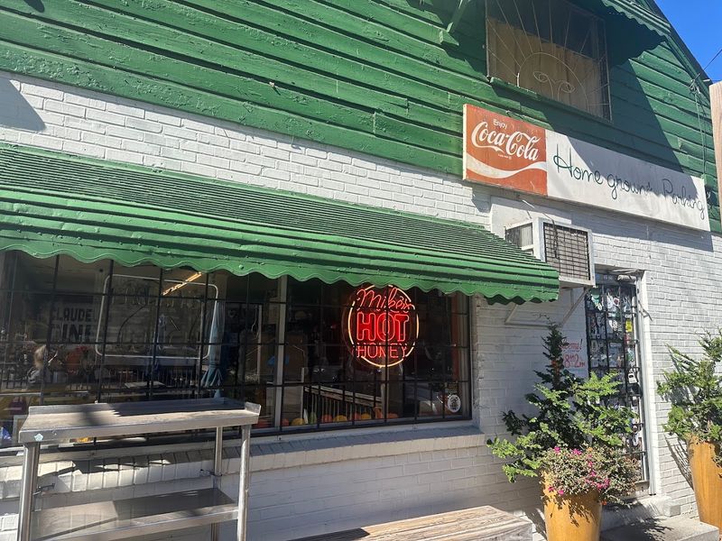 An Outdoor Patio Perfect for Sunny Atlanta Mornings