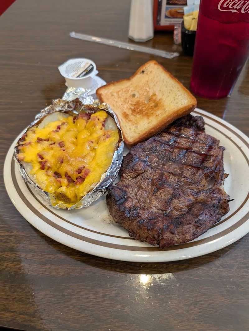 Comfort Food That Suits Many Appetites