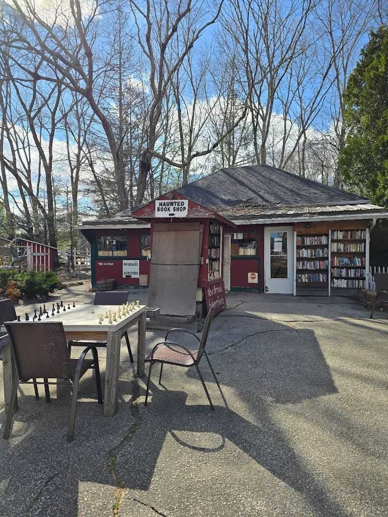 Perfect For A Day-Long Adventure Through Books And History