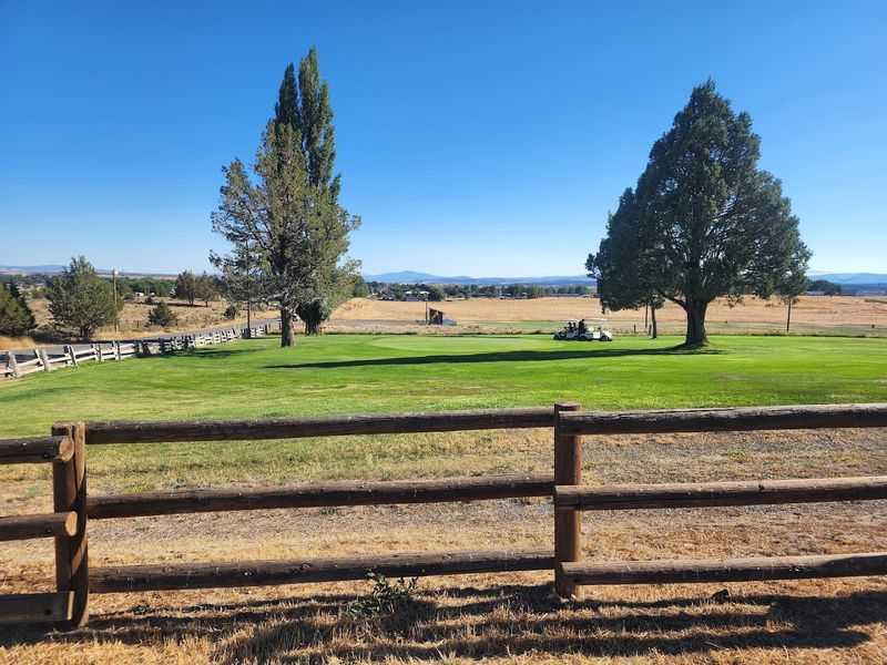 A Small Population With A Strong Community Feel