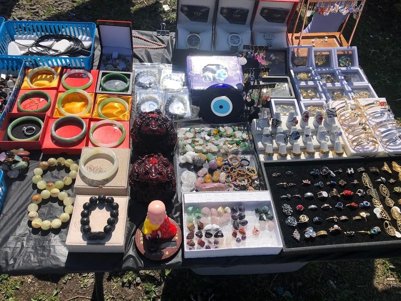 Make Your Day Unforgettable With A Visit To This Vibrant Market