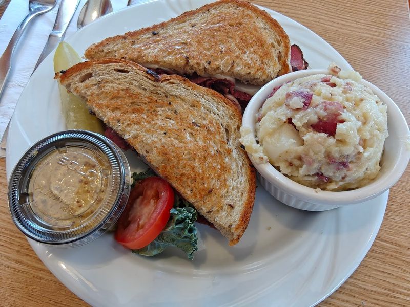 Vegetarian-Friendly Menu Options Worth Knowing About