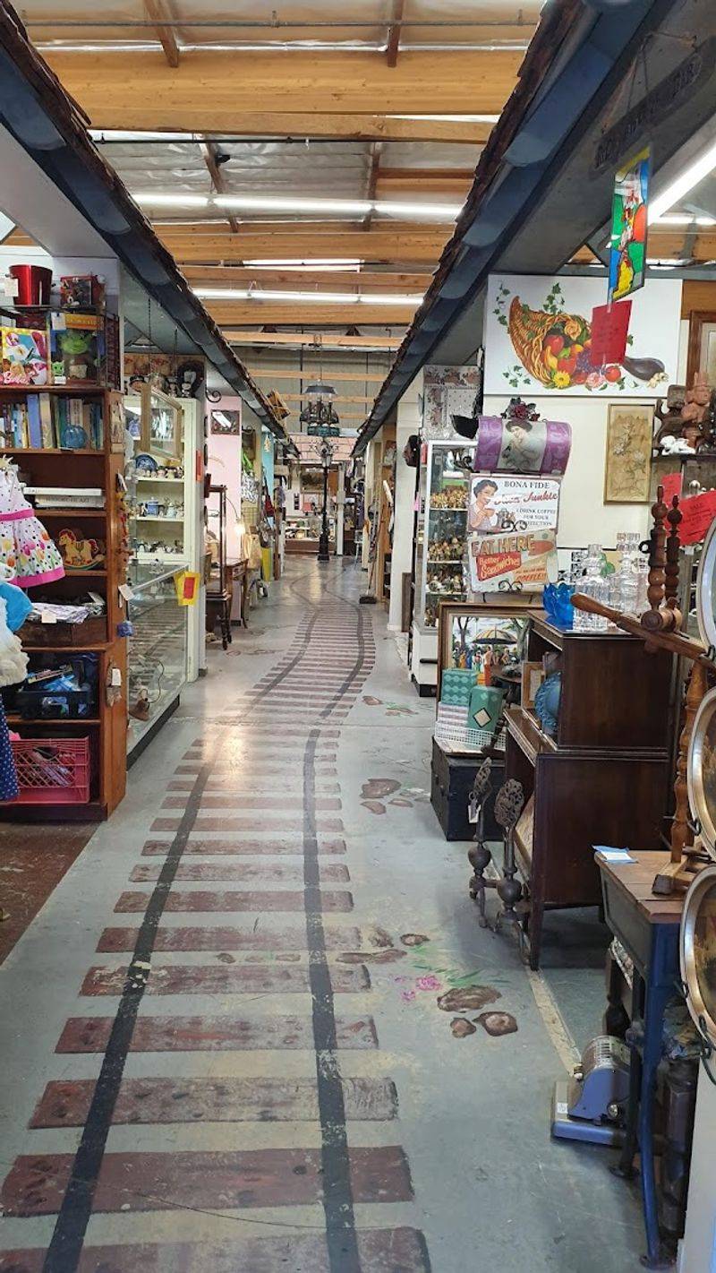 Open Seven Days a Week From 10 AM to 5 PM