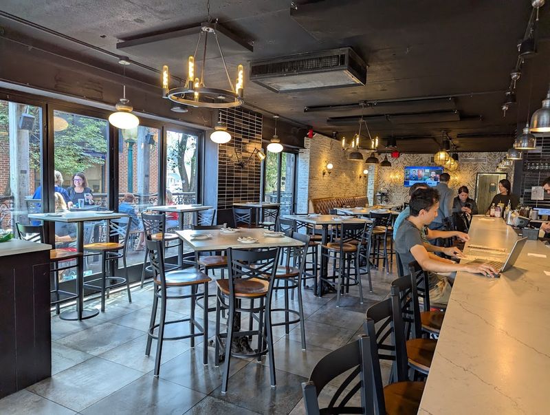 These Are The Delaware County, Pennsylvania Restaurants Locals Don't Get Tired Of - Decor Hint Brick & Brew, Media