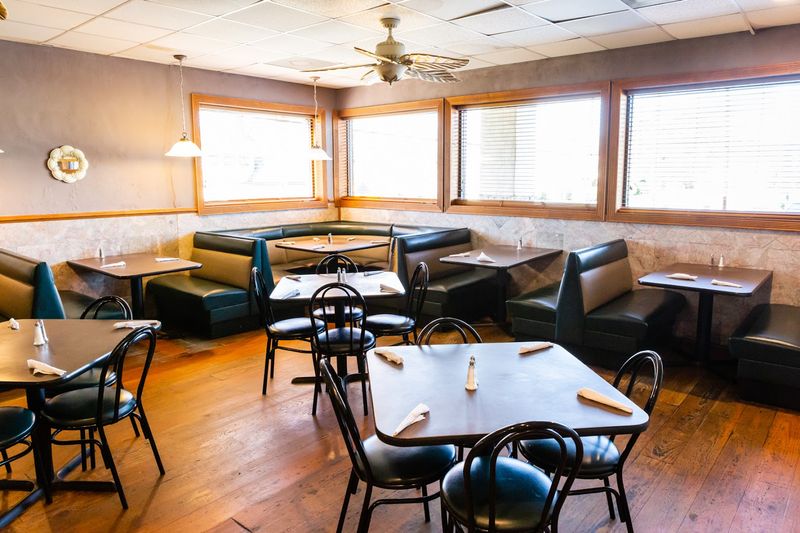 Lunch Hours That Make Midday Worthwhile