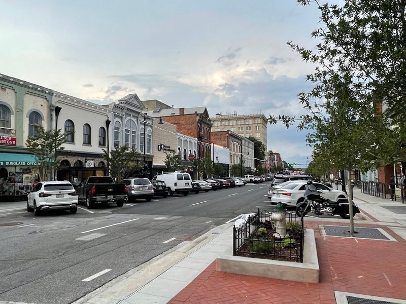 These 15 Georgia Cities Can Be Explored Without Spending More Than $60 - Decor Hint Athens