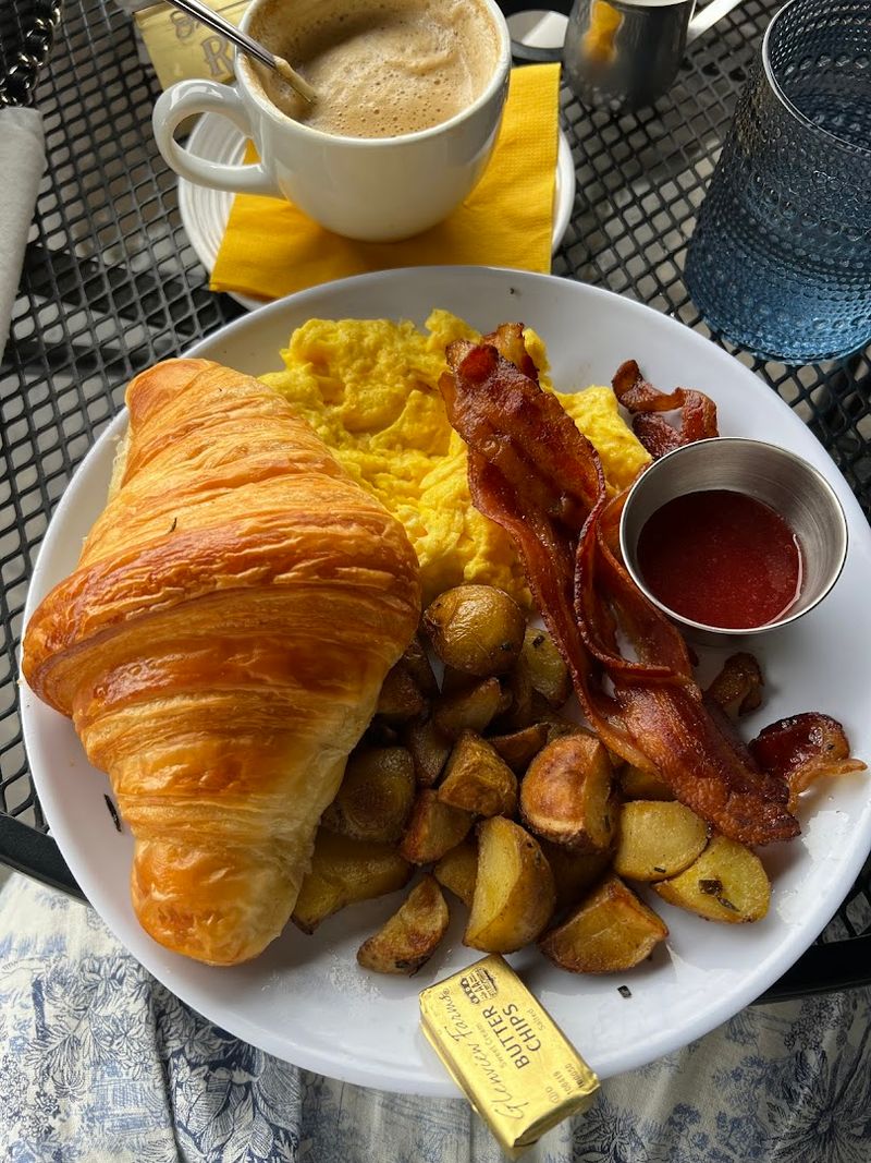 Diverse Menu Offerings