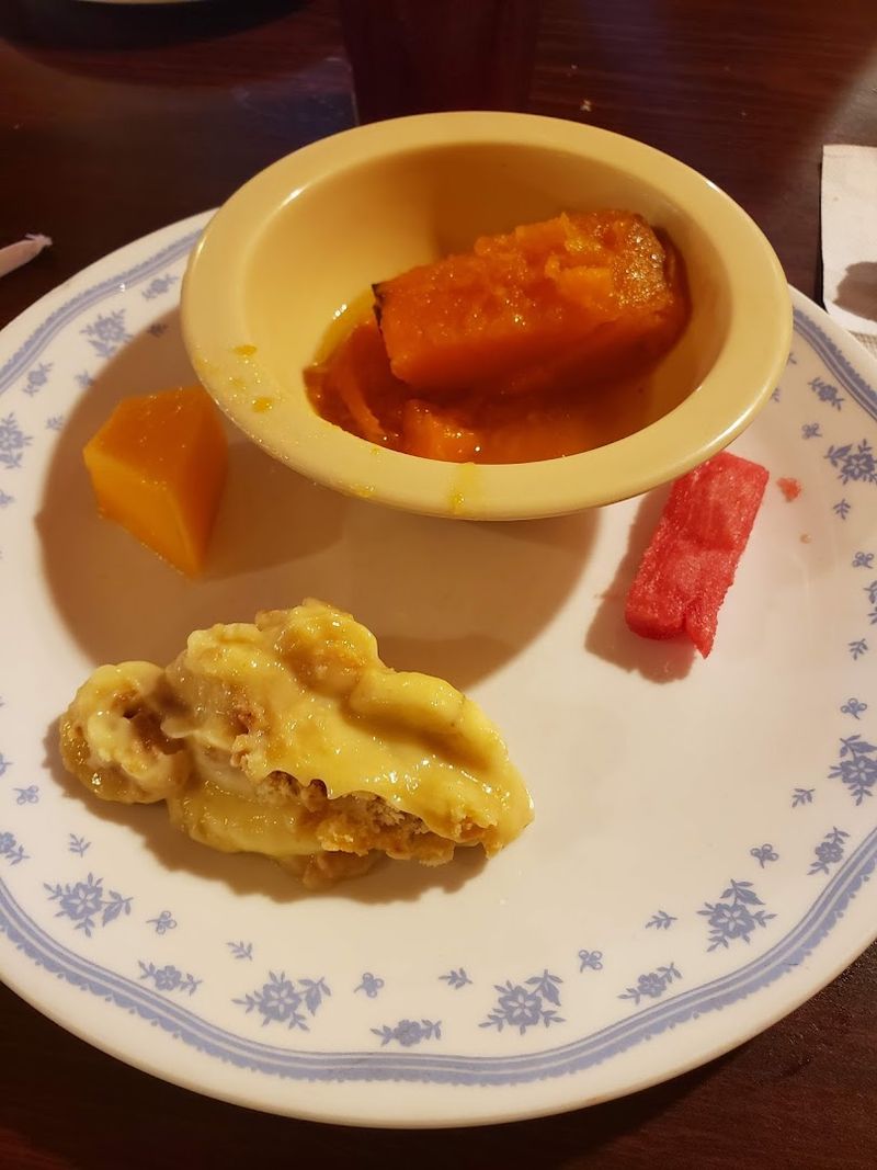This Humble Georgia Restaurant Serves A Buffet Worth The Trip - Decor Hint Homemade Desserts Worth Saving Room For