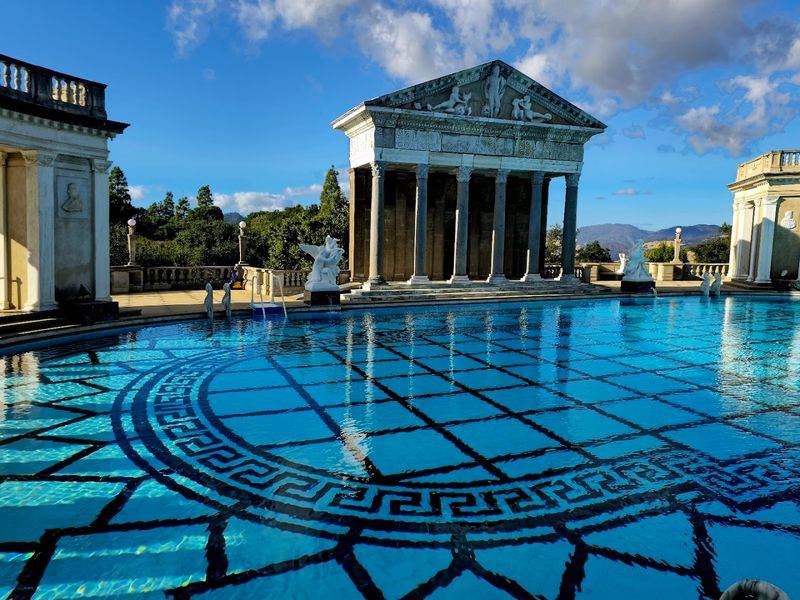 14 Epic Day Trips To Explore In California This Year - Decor Hint Hearst Castle
