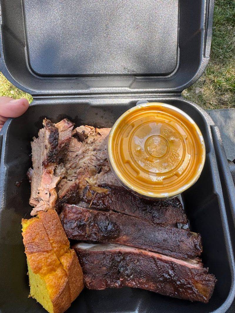 12 Utah BBQ Joints Keeping The Original Smokehouse Legacy Alive - Decor Hint Red Beard BBQ