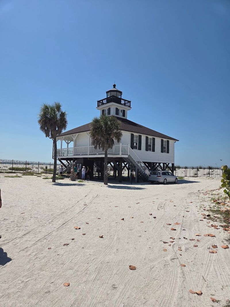 12 Secluded Beach Destinations In Florida That Feel Peaceful And Uncrowded - Decor Hint Gasparilla Island State Park