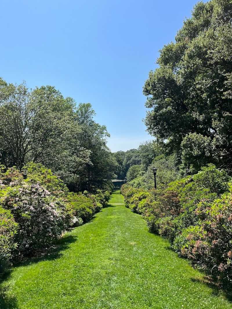 12 Connecticut Places Worth Visiting Before Summer Fully Arrives - Decor Hint Connecticut College Arboretum, New London
