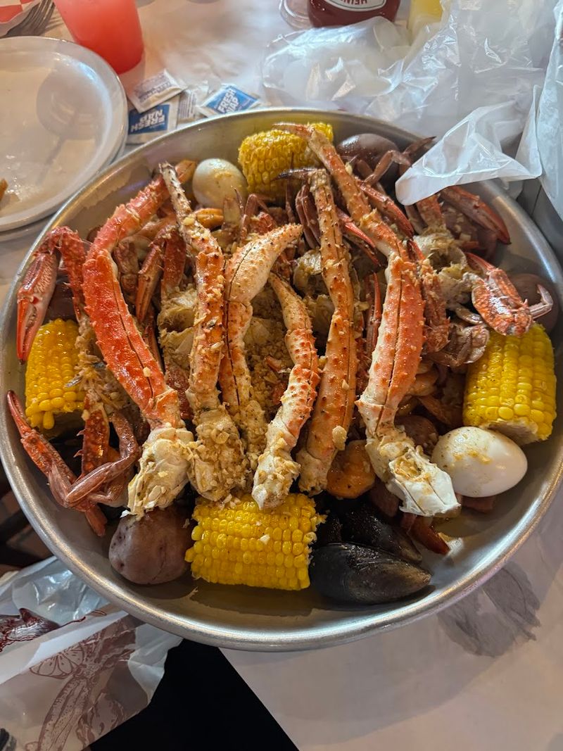 Shaking Crab Cajun Seafood 