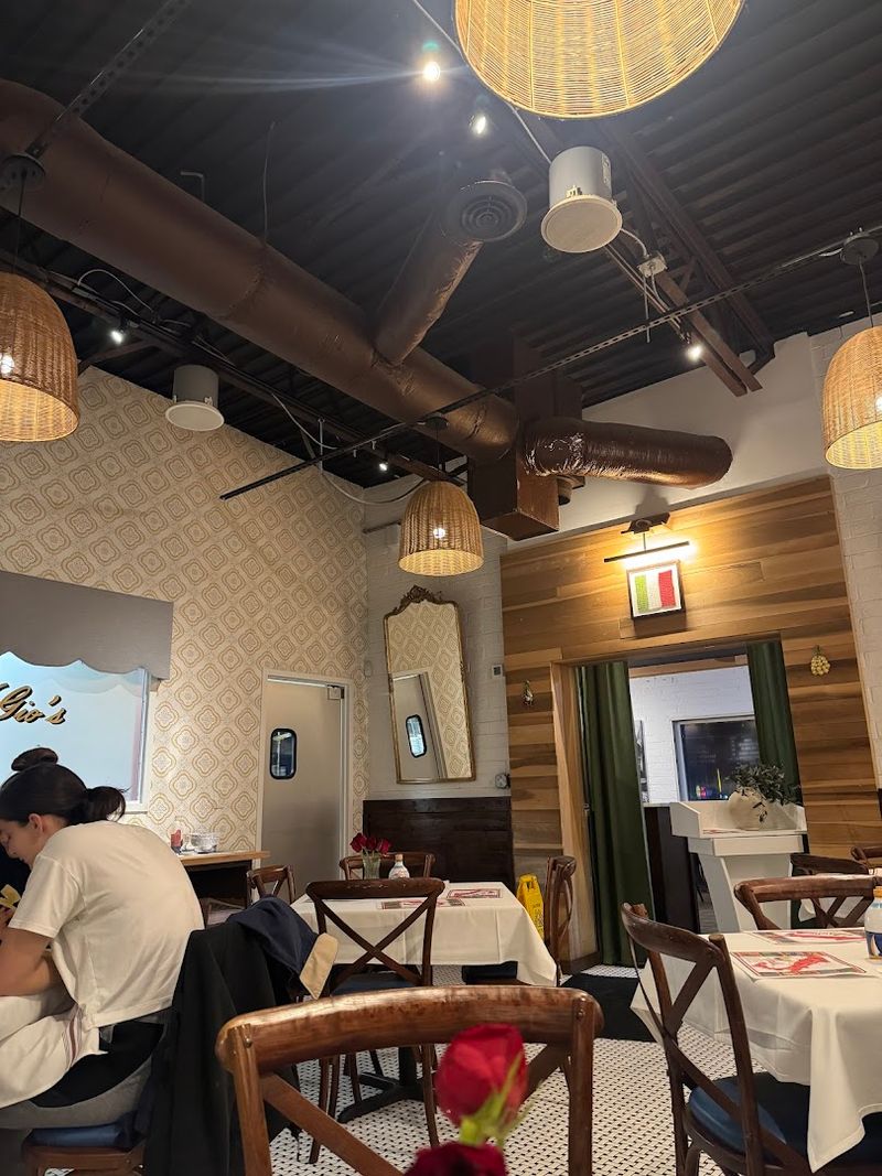 Gio's Chicken Amalfitano