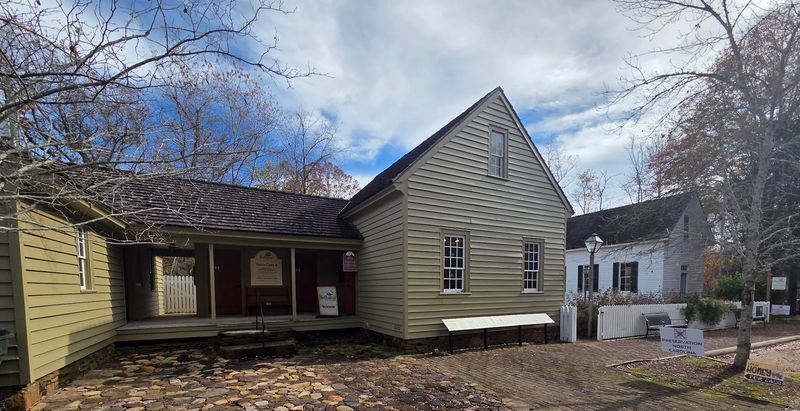11 North Carolina Quaker And Moravian Communities In The Piedmont With Food Traditions Rooted In Colonial-Era Kitchens - Decor Hint Bethania North Carolina