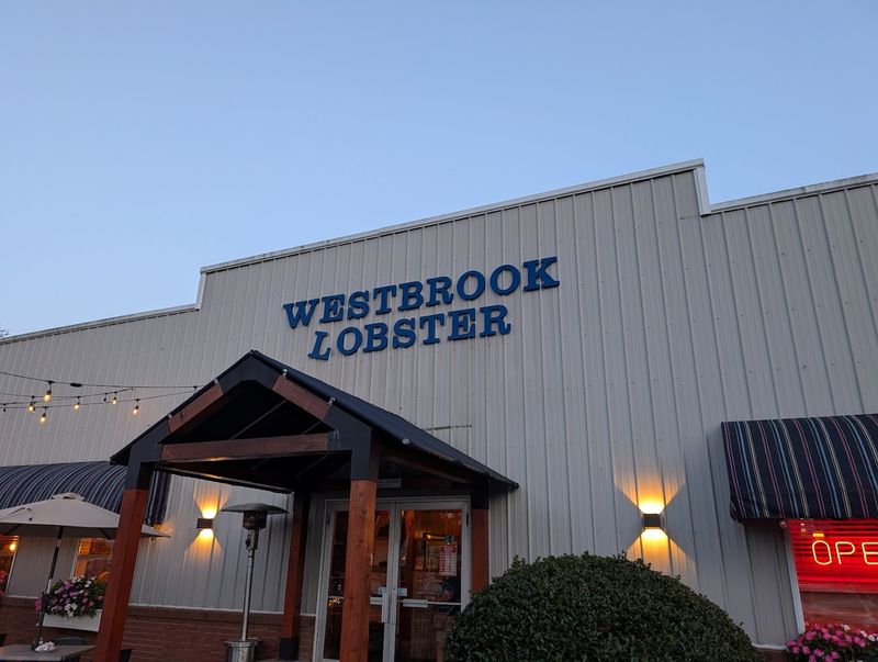 Westbrook Lobster, Clinton