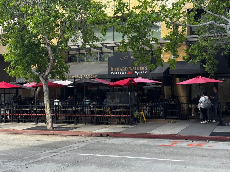 Richard Walker's Pancake House — San Diego