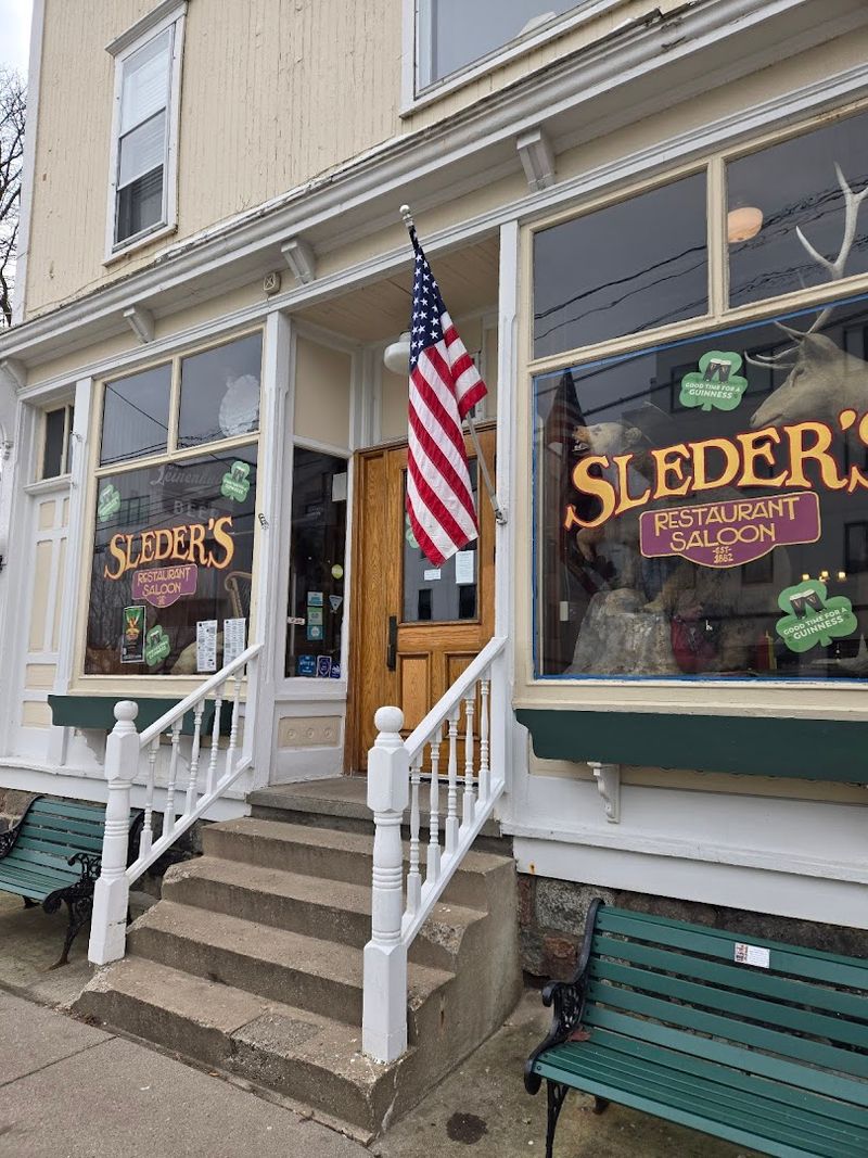 Sleder's Family Tavern 