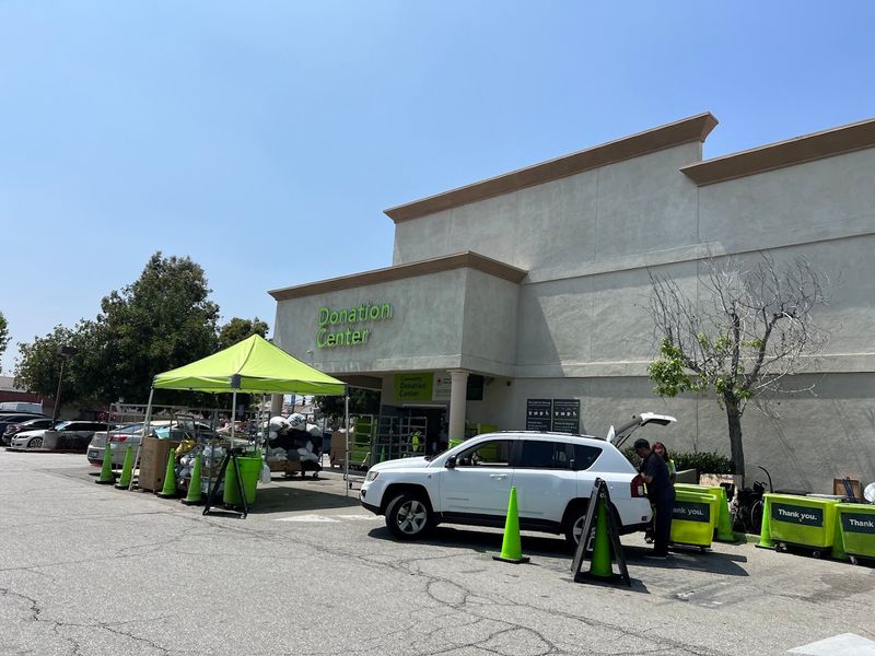 This Arcadia, California Thrift Store Adds Up To 10,000 New Items Daily And It's A Thrifter's Dream - Decor Hint The Community Donation Center Connects Shoppers To A Bigger Purpose