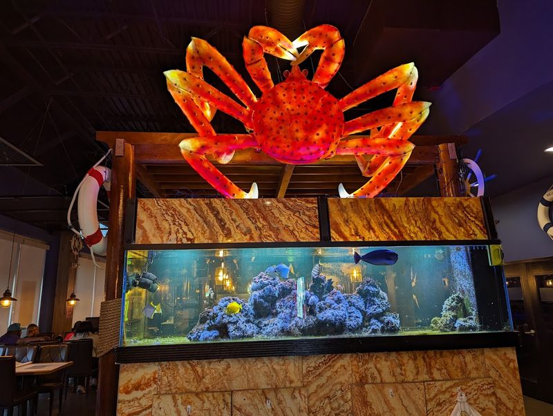 Hook And Reel Cajun Seafood And Bar – Charlotte