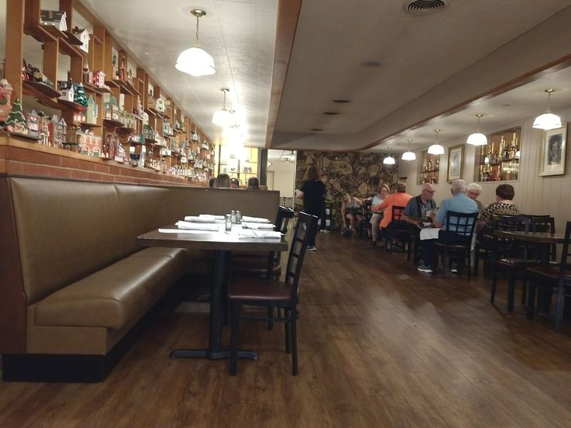 Archie's Waeside