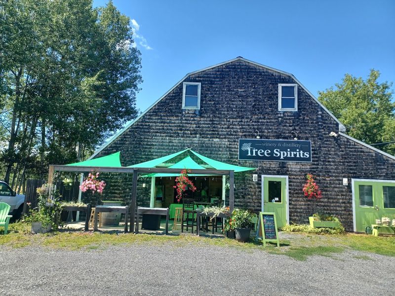Tree Spirits Winery & Distillery
