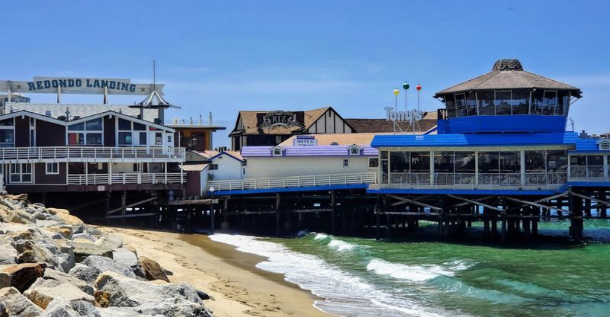 California Beach Towns With Old School Boardwalk Food Worth The Stop - Decor Hint