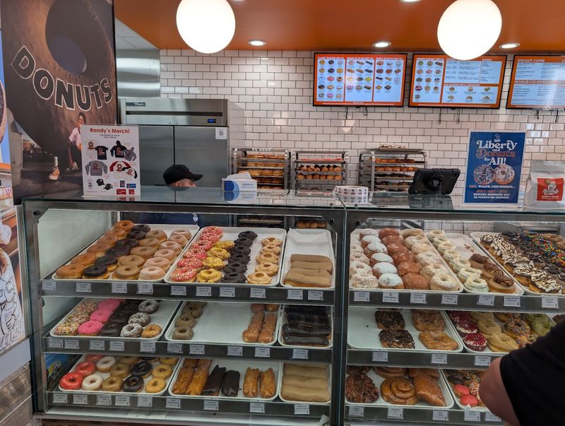 Randy's Donuts, Inglewood