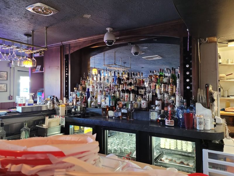 These 14 Classic Restaurants In Atlanta Georgia Have Stood The Test Of Time - Decor Hint Bones Restaurant