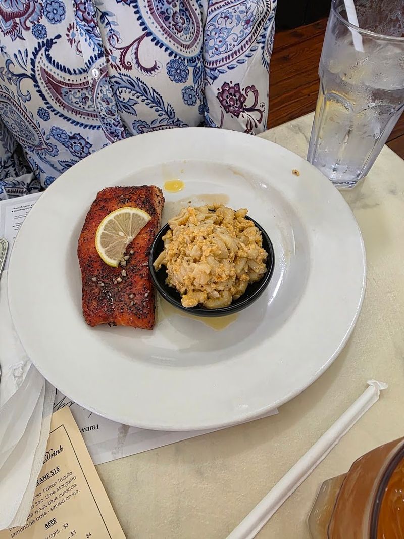 These North Carolina Restaurants Focus On The Basics And Deliver On Seafood - Decor Hint Dine 82