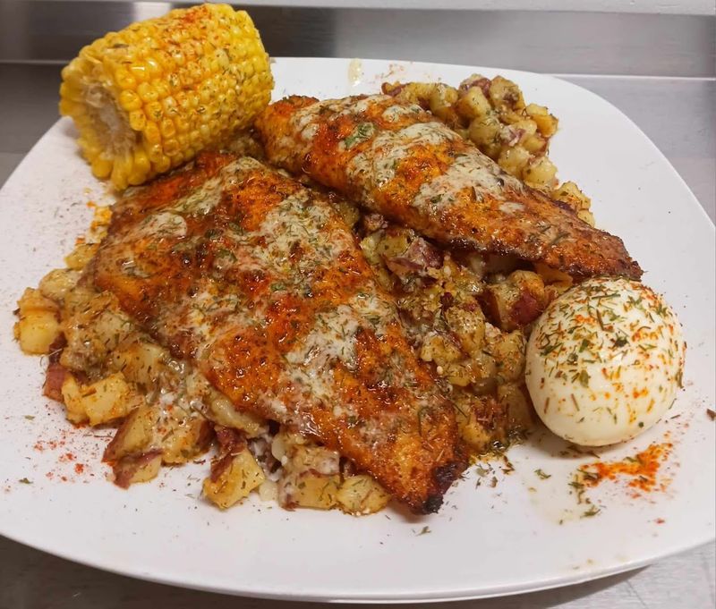 Tiff's Love Butta & Soulfood Seafood