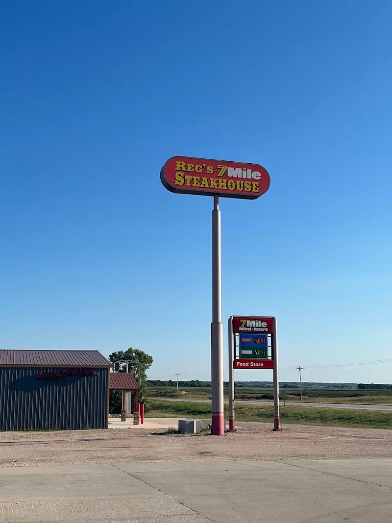 Reg's 7 Mile Steakhouse, Columbus