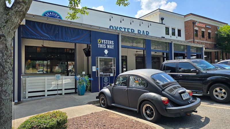 Reviews consistently mention service and atmosphere