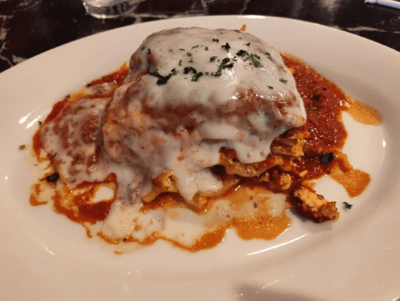 Lasagna That Hits Like A Warm Hug On A Cool Evening