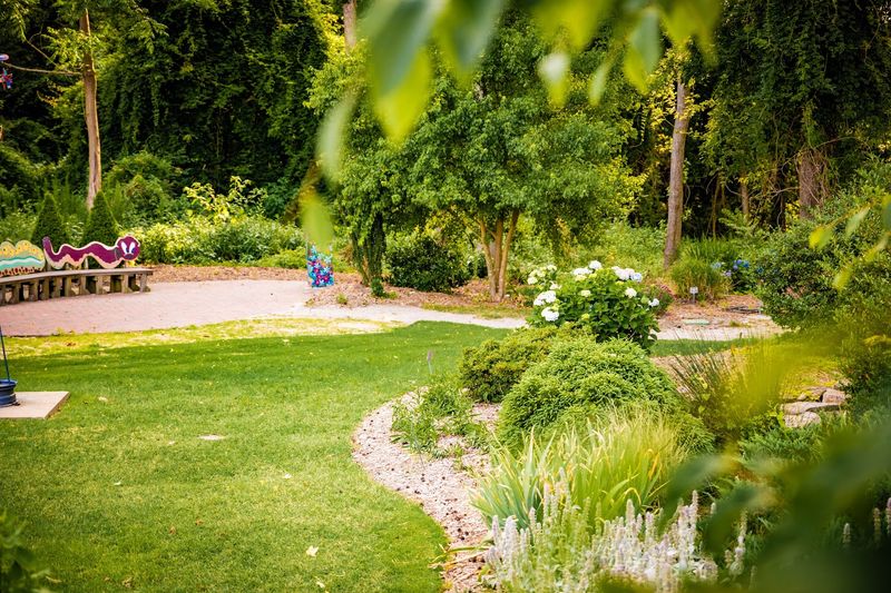 Heritage Gardens And Living History
