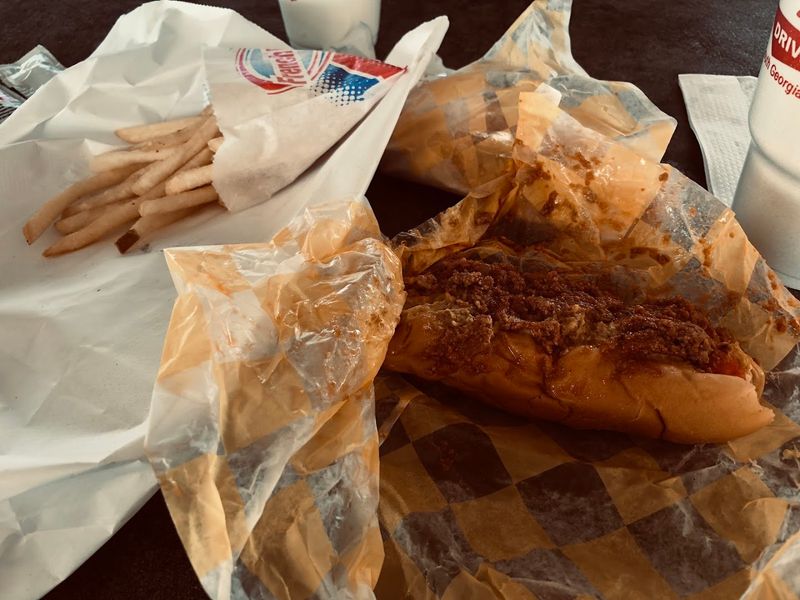 These Burgers At This Georgia Favorite Are Simple, Classic, And Hard To Beat - Decor Hint Award-Winning Chili Worth the Trip Alone