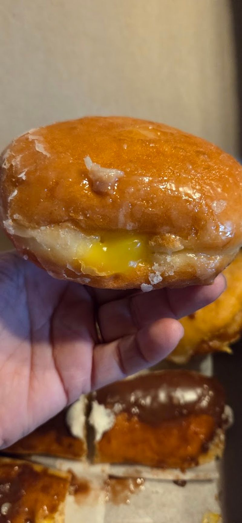 2026 Is The Year To Try These Melt-In-Your-Mouth Glazed Donuts In Georgia - Decor Hint Supporting a Cherished Local Georgia Business