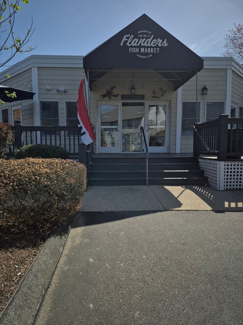 Flanders Fish Market, East Lyme