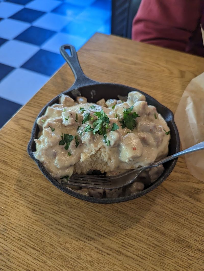 Homemade Oatmeal Cream Pies Worth The Drive Alone
