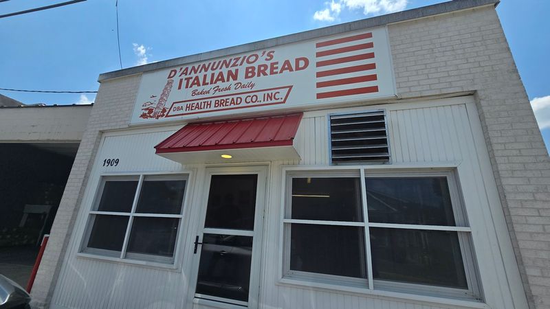 D'Annunzio's Bakery