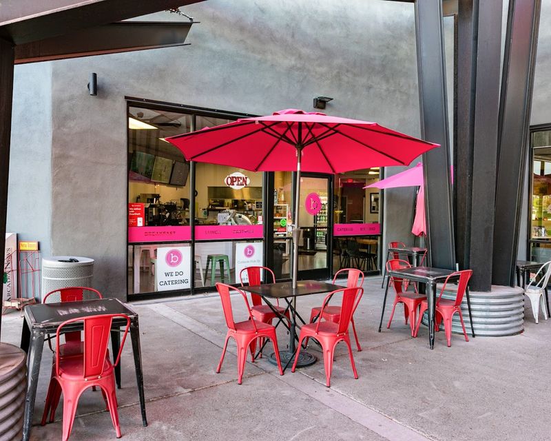 This Maryland Soul Food Spot Is One Locals Prefer To Keep To Themselves - Decor Hint A Dining Room Where You Can Take Your Time