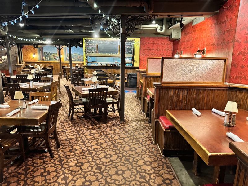 This One Historic Georgia Restaurant Has Prime Rib People Can't Stop Talking About - Decor Hint Warm and Welcoming Atmosphere Year-Round