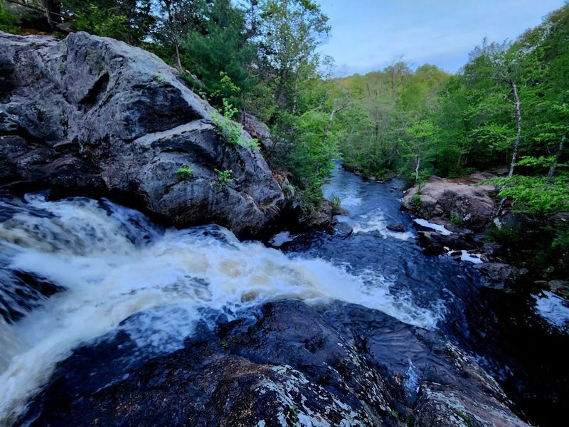 Devil's Hopyard State Park