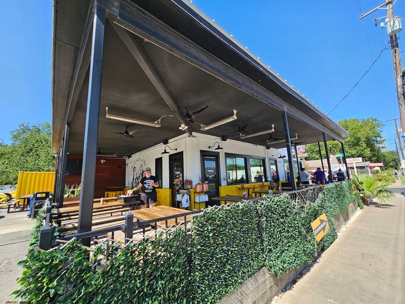 13 Texas BBQ Spots Where Locals Keep Showing Up - Decor Hint La Barbecue