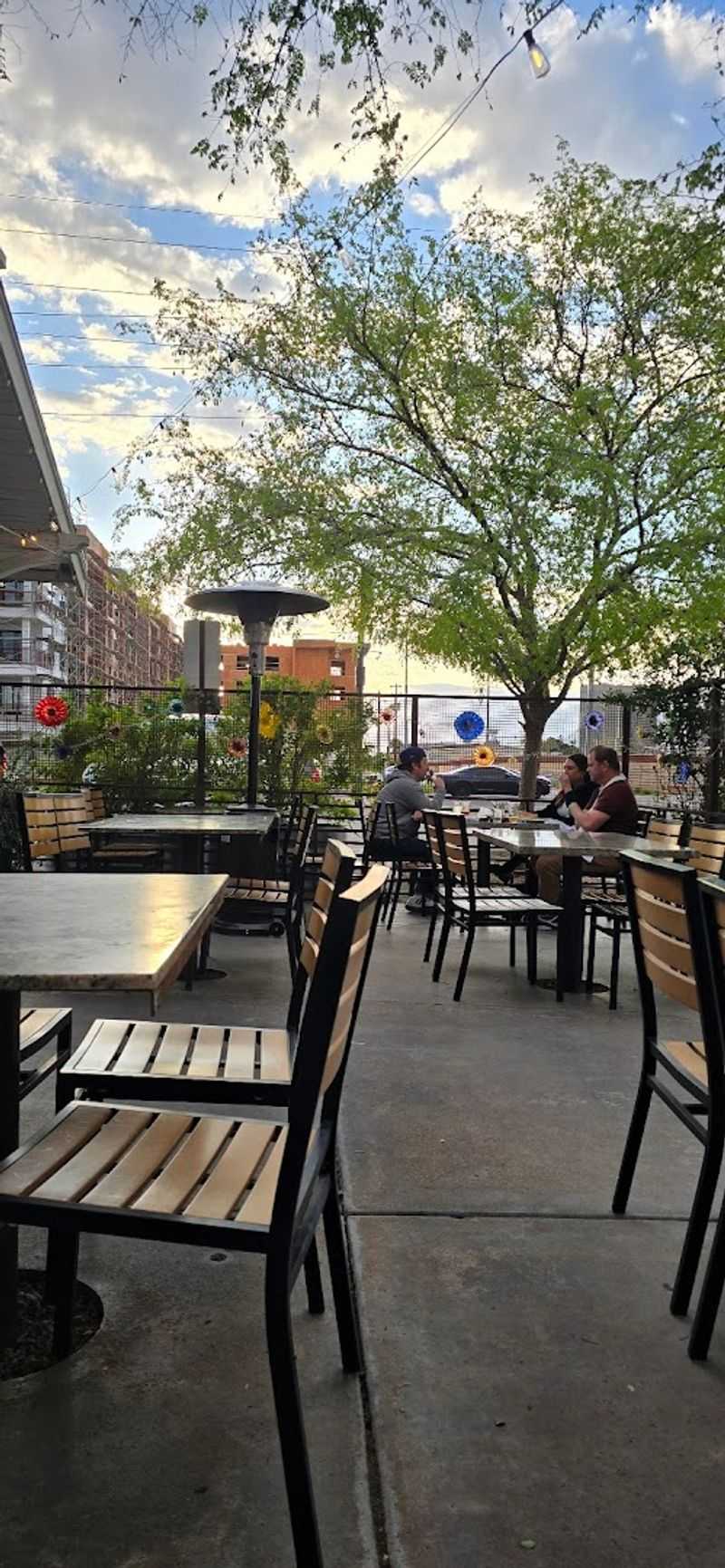 The Main Ingredient Ale House And Cafe
